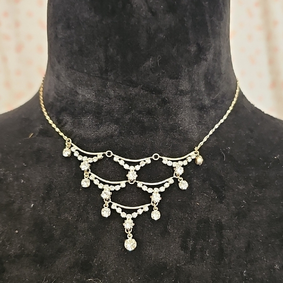 Claire's Jewelry - Claire's Silver and Rhinestone Necklace 🌠